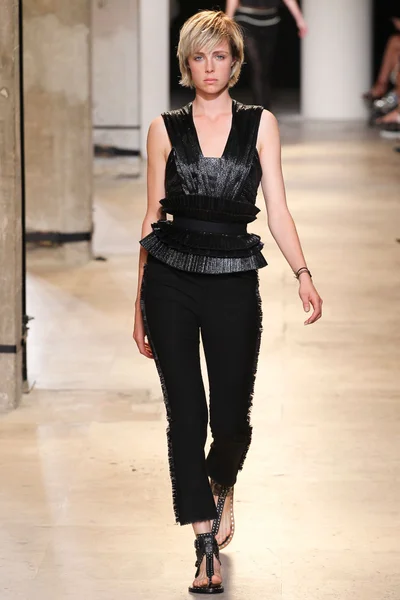 Look 37